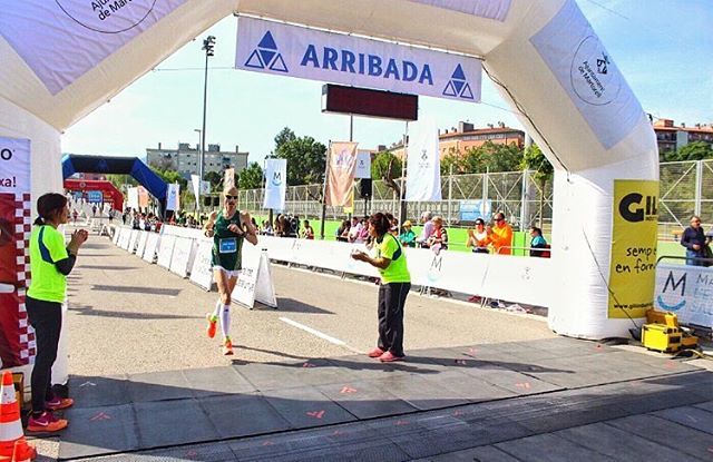 juanpedro_mora's tweet photo. “....Si te rindes hoy, de nada sirvió el esfuerzo que hiciste ayer...”.
.
.
.

#runningman #run #running #runnersofinstagram #runnerscomunity  #iusebooster #sport #race #competition #runhappy #sportlife #maraton #igersrunners #athlete #atleta #sport https://t.co/UtTPqK2V23 https://t.co/G56rlhzW2g