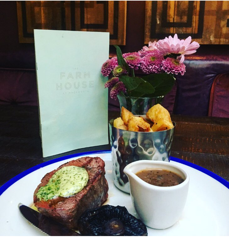 homeofthefolly's tweet photo. 50% off steaks all day today 🤤🤤
Trying to be good swap those chips for a house salad 💪🏼 #TuesdayMotivation #tuesdaythoughts #steak #halfprice #Derby #eatout #gym #cleaneating #thefarmhouseatmackworth https://t.co/hJ61B6QFdb