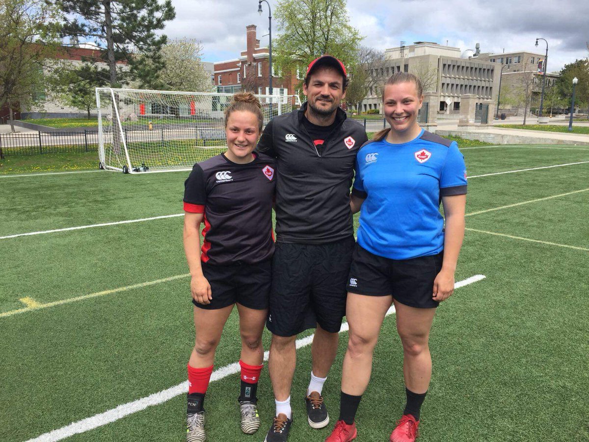 [RUGBY CANADA]

Des nouvelles du camp d’entrainement Féminin senior de #RugbyCanada. Une belle fin de semaine pour Justine et Maude, ainsi que pour Kevin Rouet, l’entraineur chef de notre équipe féminine. #RugbyQuebec #CRQ