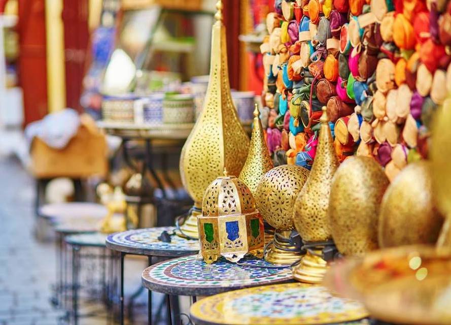 Don't come back empty-handed from #Morocco, go to the souk of #Fez, you are sure to find your #happiness! 😍

#Culture #Heritage #Moroccanheritage #Marrakech2018 #Moroccotravel #Marrakech #Travellingmorocco #ViriksonMoroccoHolidays #ManchesterArena #WorldGothDay #charitytuesday