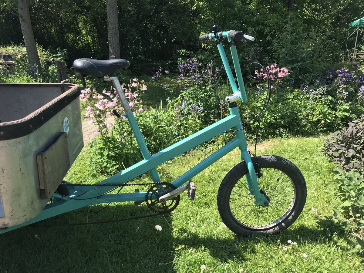 StNicksFields's tweet photo. The new paint job on our trikes is looking especially summery on this beautiful bright Tuesday #springvibes #allthecolours https://t.co/AhxERMUI7s