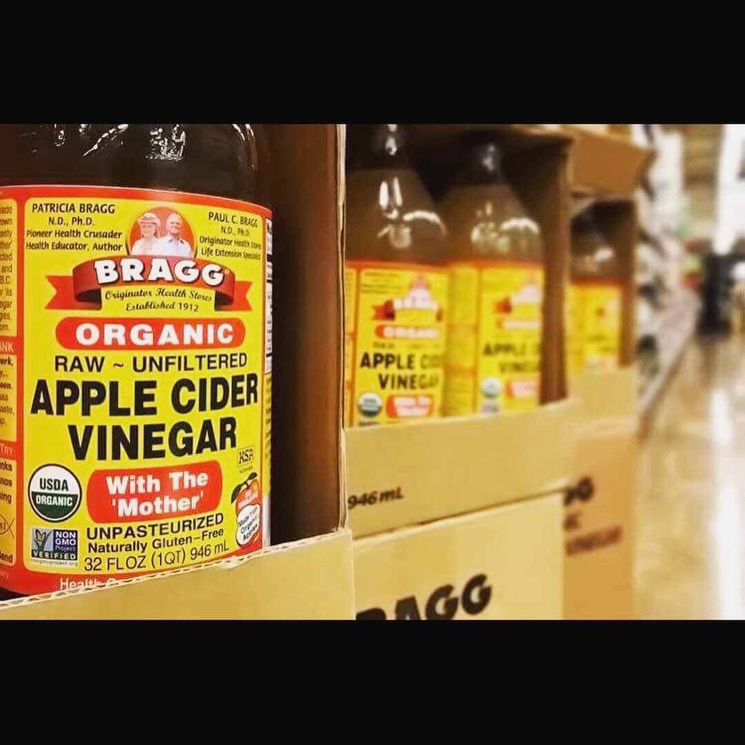 gormeimarket's tweet photo. All of us need a little summer detox. We rely on our Organic, Raw β Unfiltered Apple Cider Vinegar.
Throw it into this morning tonic, and youβll find a little Gormei zing in hot step.
PC: Superfoodly and The Crunchy Moose
.
.
.
.
#gormeimarket #detox #applecidervinegar https://t.co/BwgC26G2Co