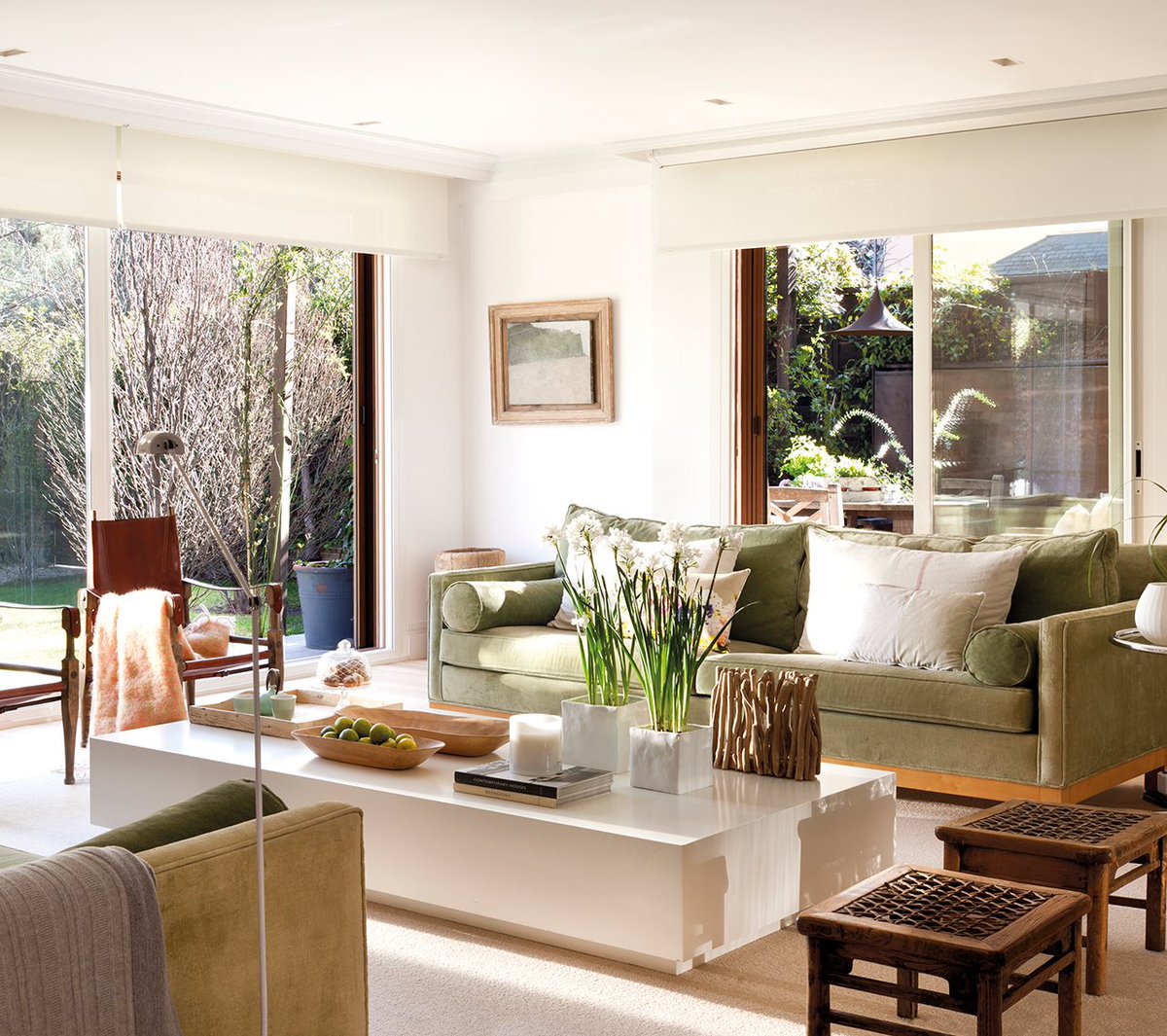 becara1964's tweet photo. Nos encanta el #estilo de esta casa en el que brillan con luz propia muebles, vajillas y artículos de #decoración de #Becara. Gracias a @ElMueble por captar su esencia asiática y la placidez que transmite.
https://t.co/HY5zrLXyuE
#Interiorismo #Inspiración #DecorHome #DecoLovers https://t.co/lp4L8W8kRx