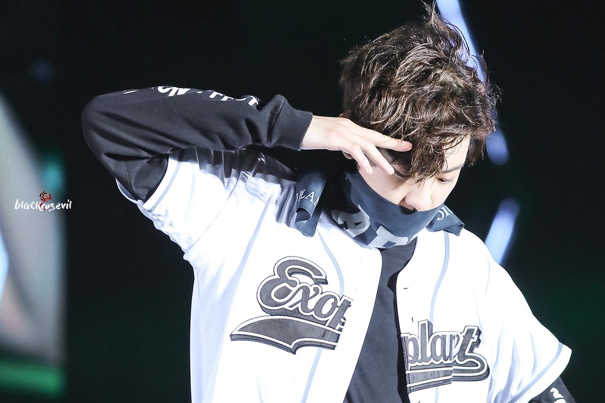 KingLoeyPics's tweet photo. ♡ #PremiosMTVMiaw #MTVBRKPOPEXO @weareoneEXO ♡ https://t.co/3WN6YYdS7x