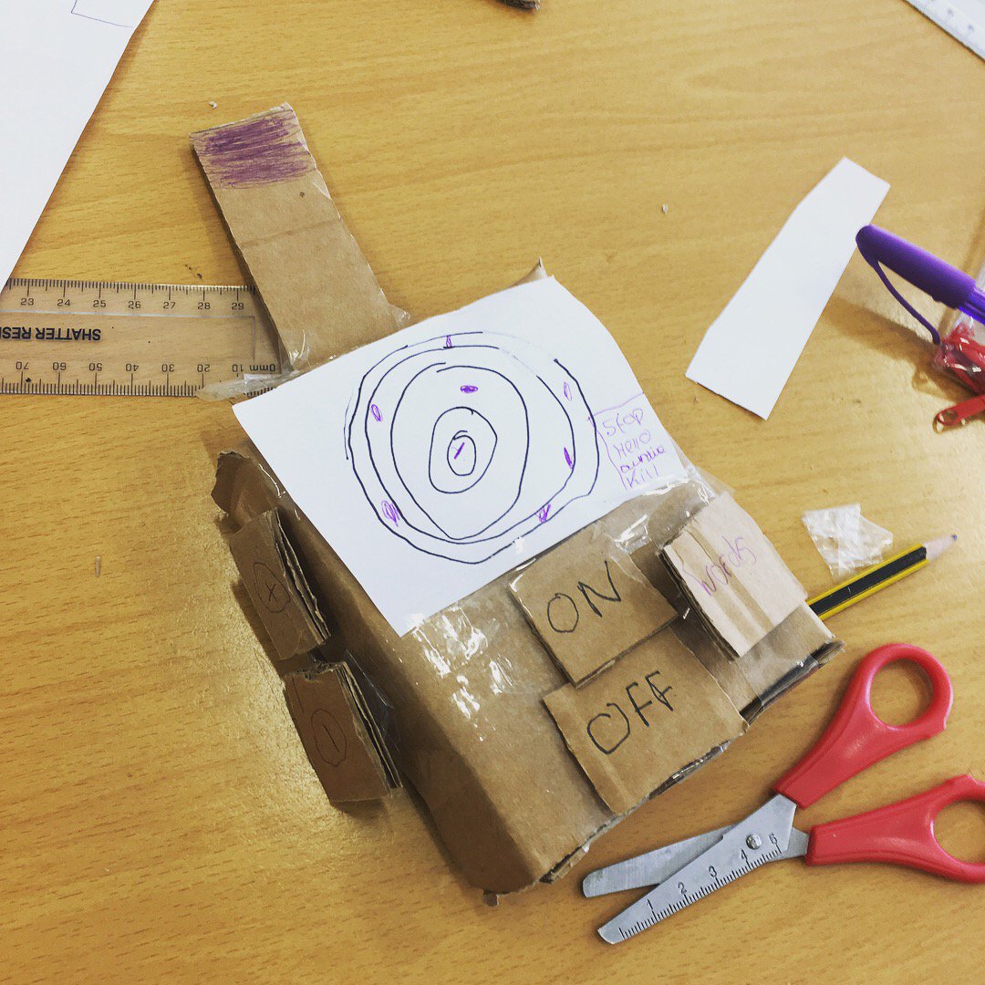 outputarts's tweet image. Making technical equipment in @OasisRyelands year 5 today for #lostinspace project with @SavvyTheatre #cardboardengineering @ace__london