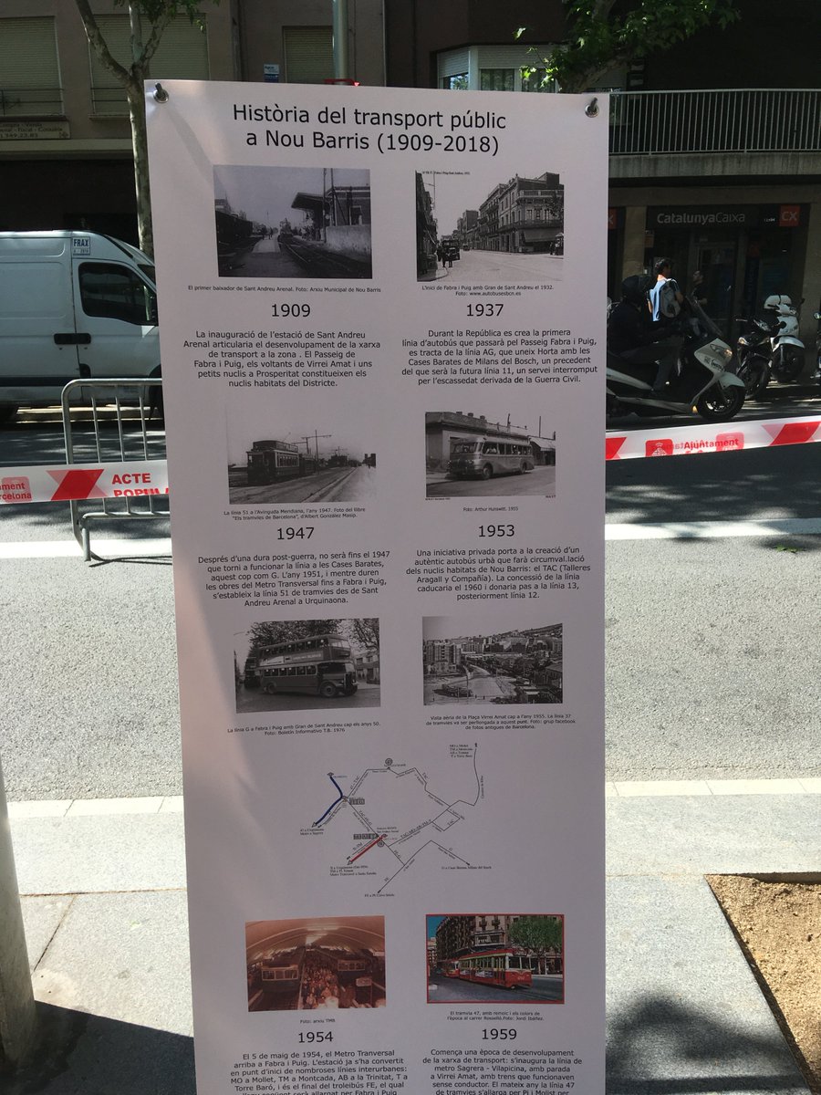 FabraCentre's tweet photo. Més de 1000 persones van gaudri d'aquest viatge en el temps. Acompanyats de la Núria i el seu avi i de la gent d'Arcabus, que ens van explicar la història dels nostres barris. #FabraCentre #FabraIPuig #SantAndreu #NouBarris #Barcelona #Comerç #Arcabus #jovespectacle https://t.co/GUVZt7y3jP