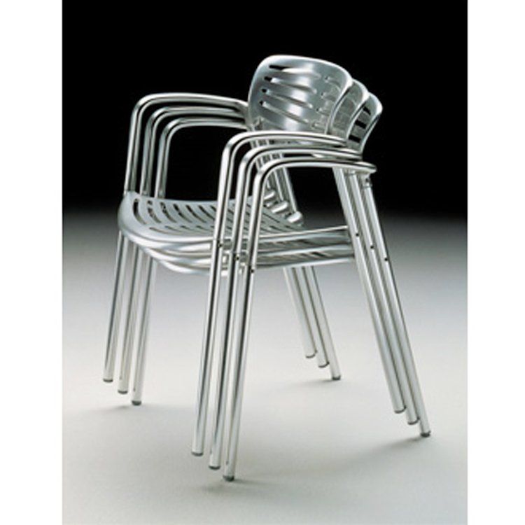 Der #Toledo #Designstuhl ist jetzt vorübergehend im Preis reduziert. 
Ideal für die Terrasse, den Garten oder den Balkon! dominidesign.com/de/jorge-pensi…