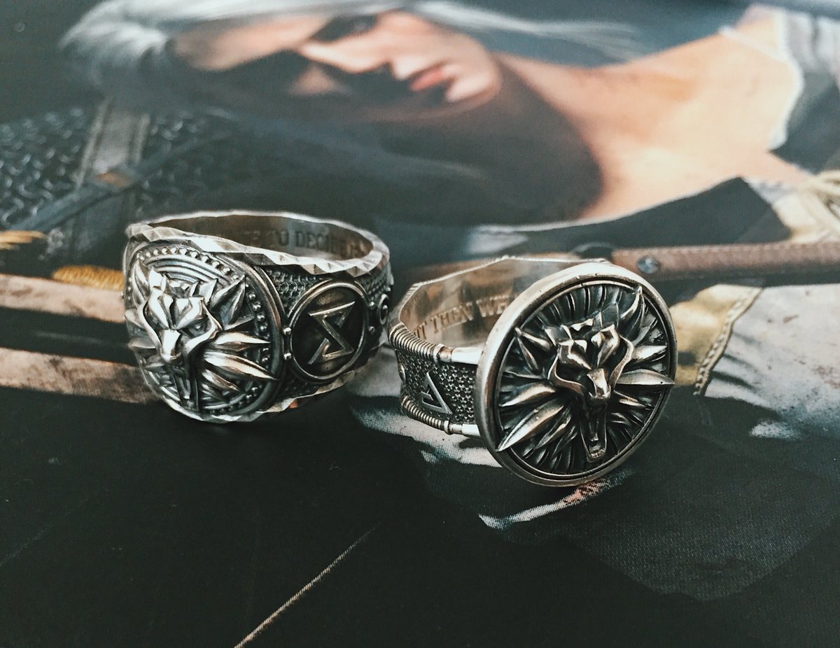 nimasha_perera's tweet photo. Fell in love with @witchergame by @CDPROJEKTRED from the very first I started playing Witcher 3. To celebrate and admire my soul-mate-game, I got these custom designed rings done by the super awesome @viking_workshop aka #UniqueHistoryShop in @Etsy #witcher3 #cdprojeckred #cdpr https://t.co/QKsogc5nEL