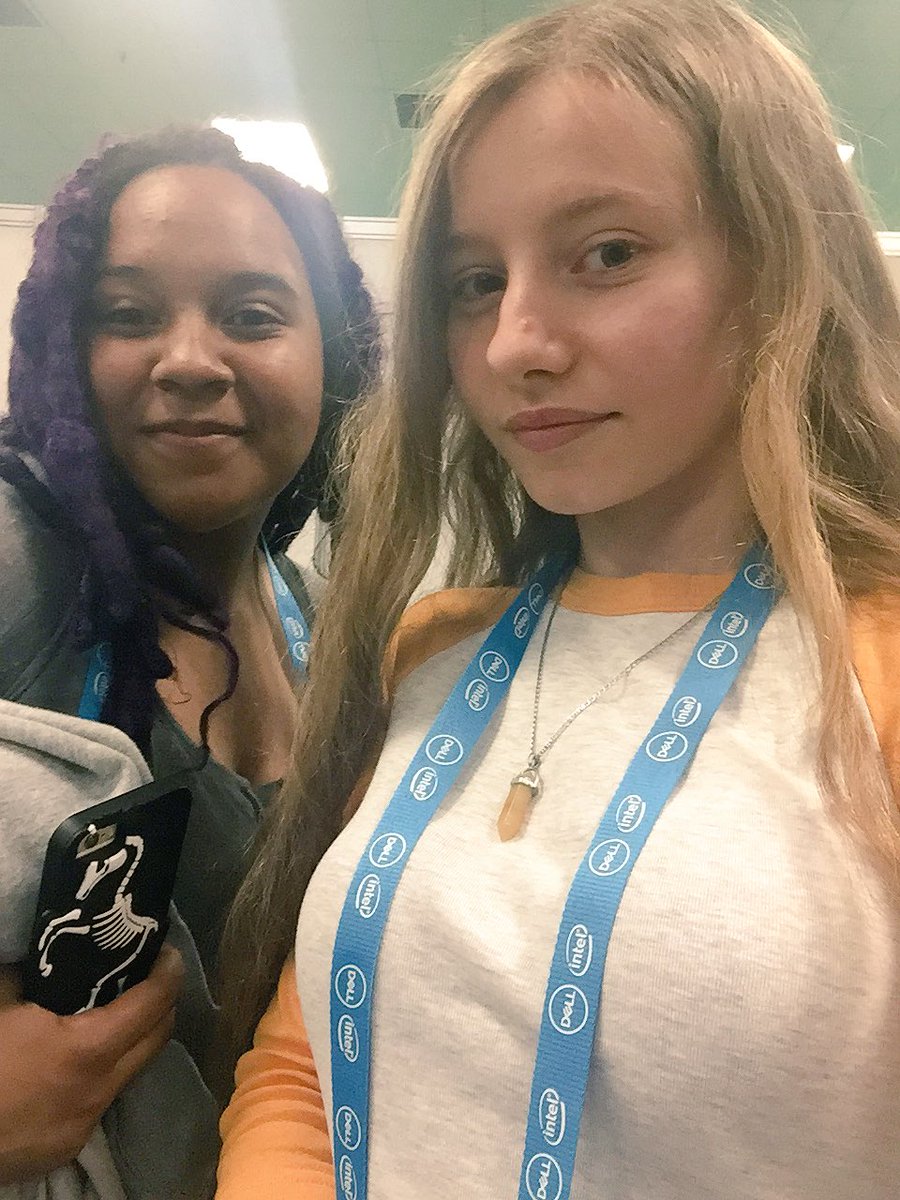 ElleBKlein's tweet photo. #VRWorld #VRworld2018 https://t.co/pCDGBRdIpU
