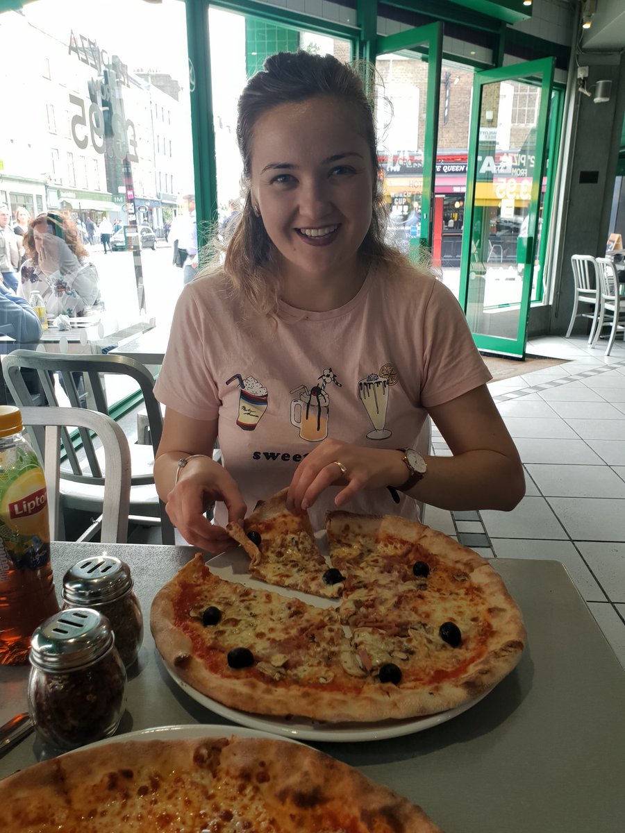 Lunch with my Amazing head housekeeper Andreea  <a href="/Andruta90/">Andreea A</a> keep smashing those scores 👏👏👏💚💚🌟🌟🌟