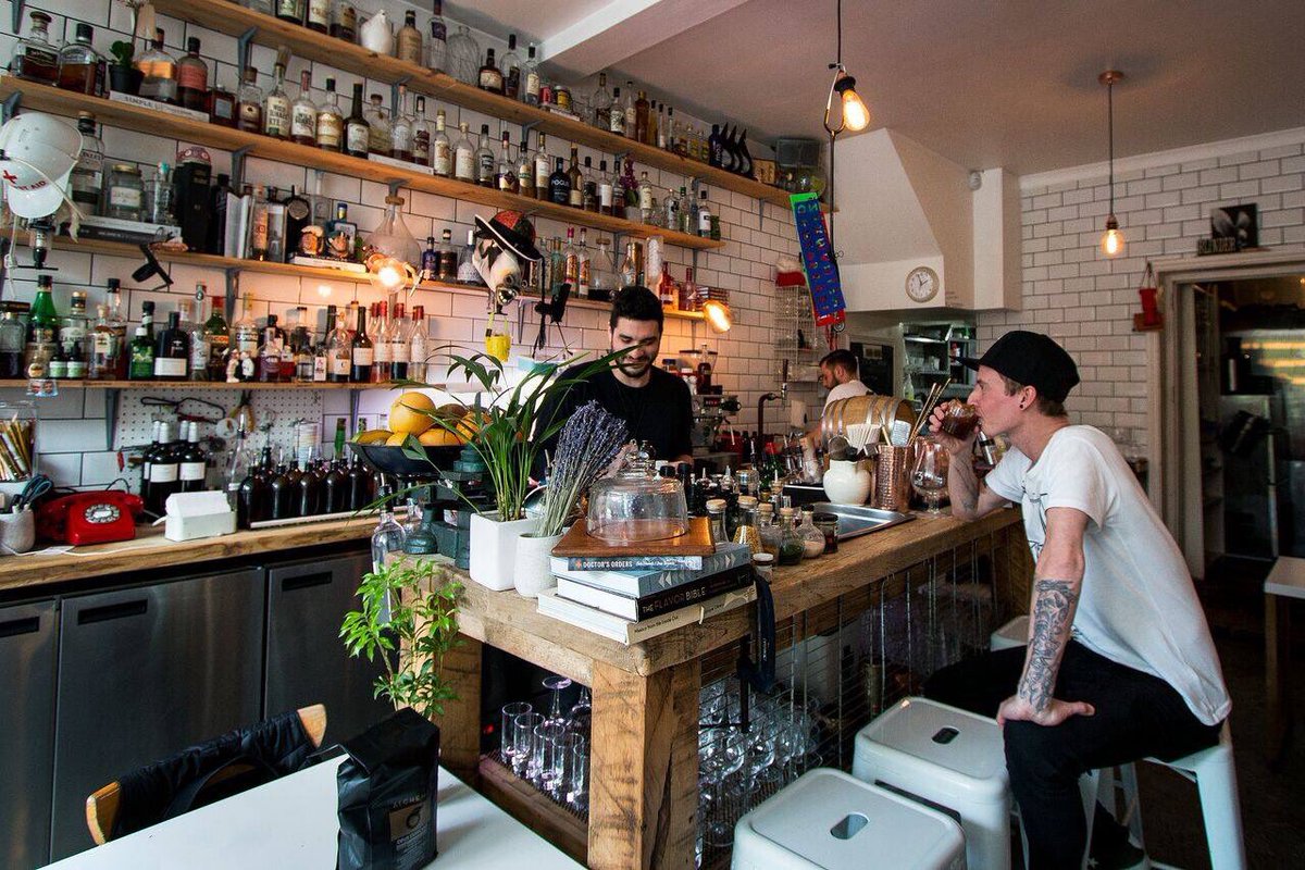 firstaidbox tweet media