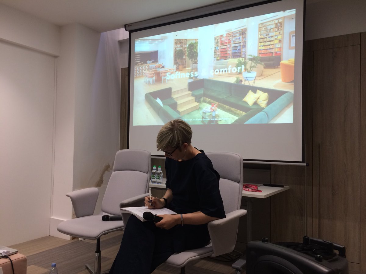 AspectFlooring's tweet photo. Great to learn more about tactility in the workplace with @Desso_UK @katietreggiden #CDWfuturehuman #CDW2018 https://t.co/mDM0dtkqYl