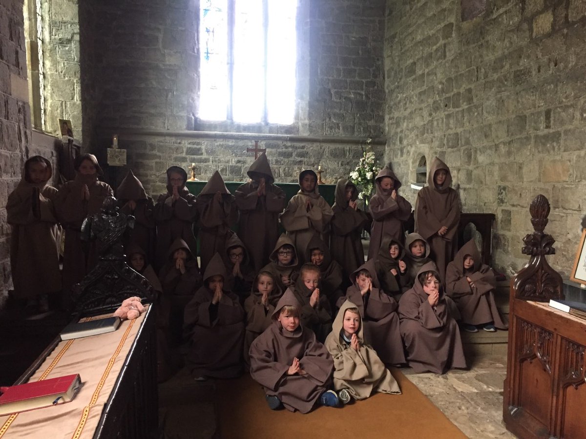 Red House Junior School tweet media