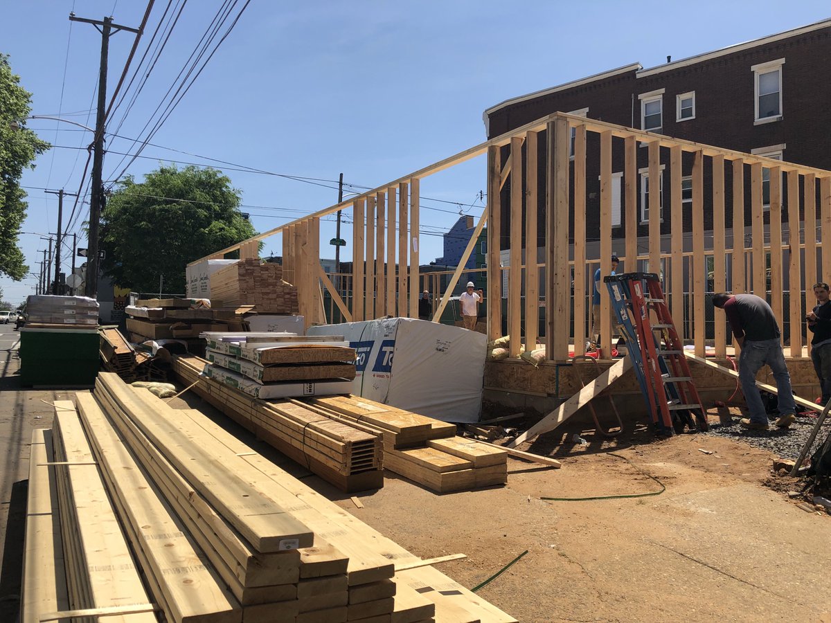 DesignProDev's tweet photo. First floor framing completed! Time to get the second floor done before the holiday weekend
•••
#designprodev #phillyrealestate #realestate #homes #philly #philadelphia #phillyconstruction #construction #invest #investors #clients #newconstruction #phillyhomes #buildphl https://t.co/HCtQCIX8E6