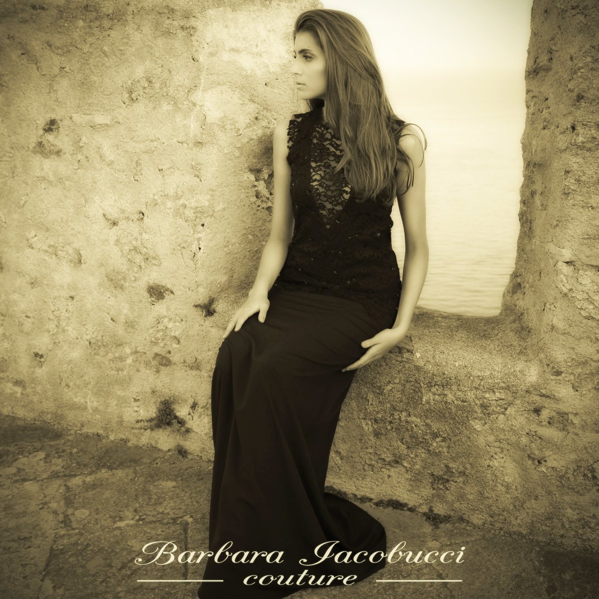 StyleBookModa's tweet photo. Vuoi conoscere meglio #BarbaraIacobucciCouture (@Barbara32537729)? Leggi l' #intervista alla #stilista e scarica il #lookbook! 
https://t.co/uZ8TAuzldZ https://t.co/LxJGhi98yp