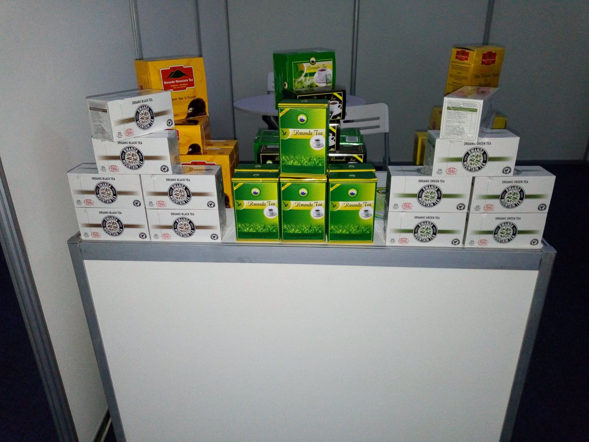 AlineSanny's tweet image. Our beautiful #Africa has a lot to share.
Thanks @pamrwanda for this exhibition of Made in Africa.
There are so many things to learn.

#PAMWeek
#ALD2018 
#Rwanda