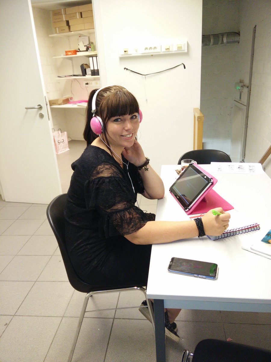 Welcome to our new teammember Silke, getting ready to show some outstanding World class service <a href="/CarolineCaropms/">caroline pannemans</a> <a href="/Cindy14618946/">Cindy</a> <a href="/silke/">Silke</a>