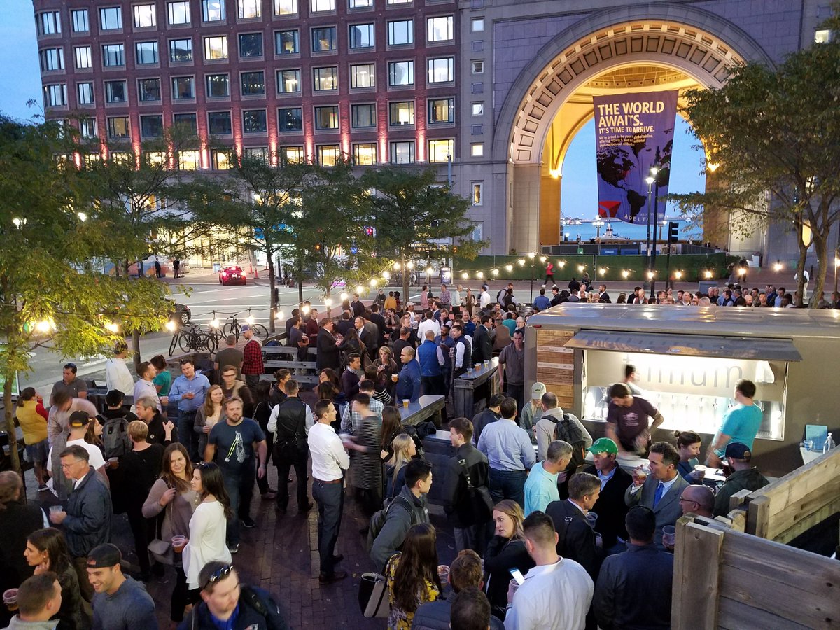 TheBostonCal's tweet photo. Two beer gardens open on the Greenway this week: 

📍 Wednesday: @DowneastCider Back Porch https://t.co/1KqUJk1UPV

📍 Thursday: @trilliumgarden on the Greenway https://t.co/DWFC4BeBYV https://t.co/xNr6TIvEo8