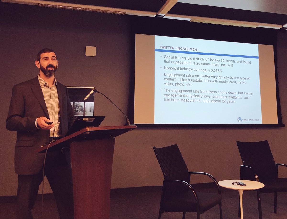 NatashaTynes's tweet image. .@mariotrubiano: #Twitter engagement is typically lower than other platforms. #comnet18 #socialmedia