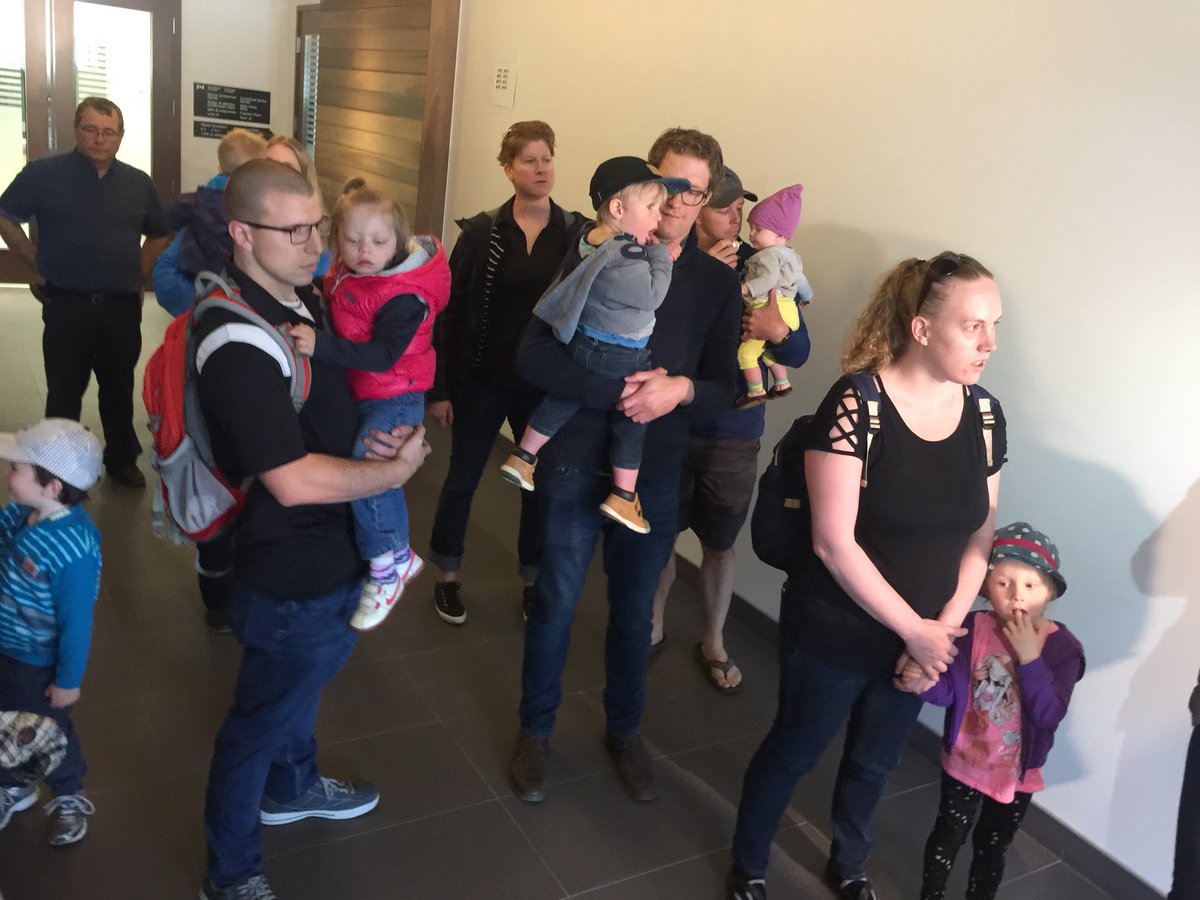 BrigitteMarcoux's tweet image. Des parents de la garderie Cocorico de Compton demandent au ministre Fortin de revenir sur sa décision de fermer la garderie illégale #rces