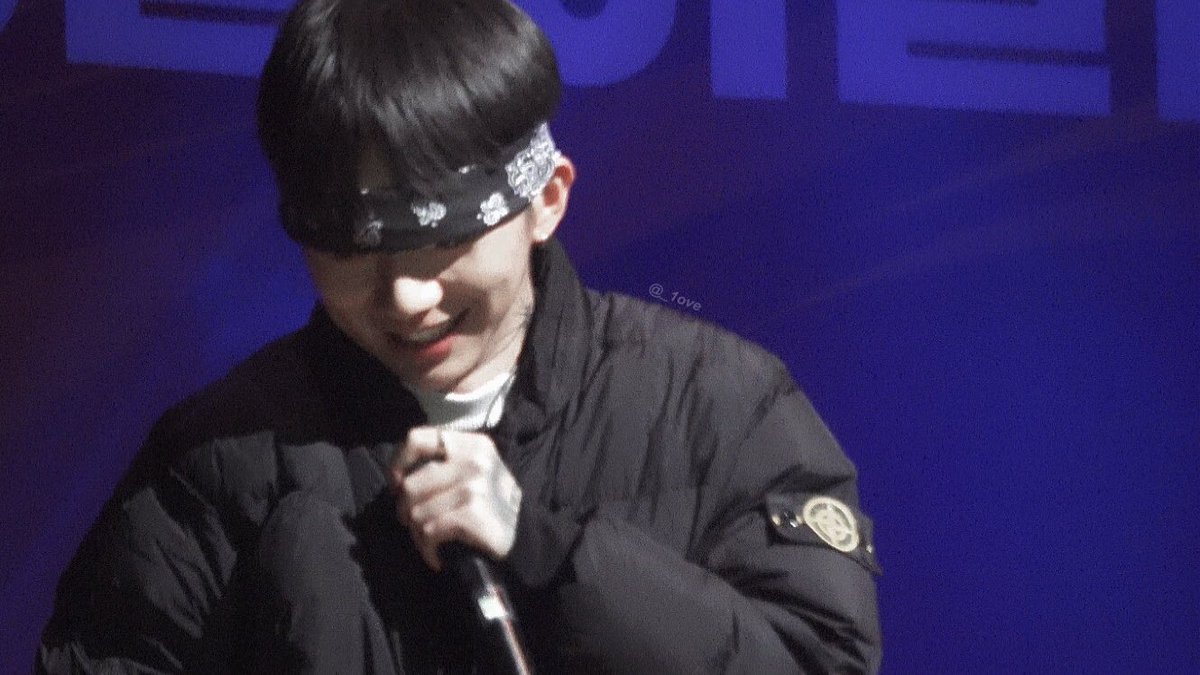 woo__wj's tweet photo. 투재 공주들 웃을 때 존나 이쁜 건 알아줘야해... https://t.co/qs5GVZEl3d