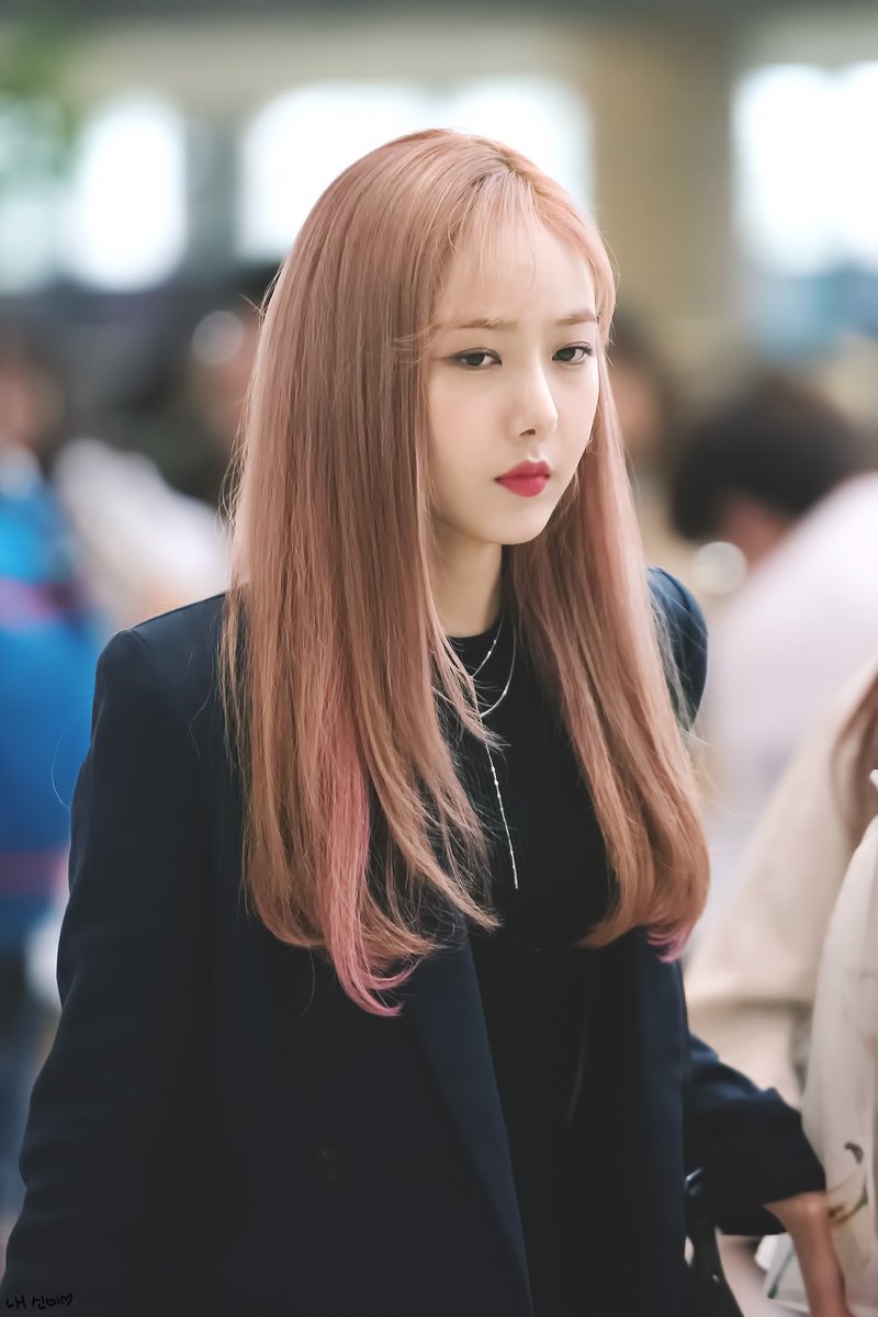 MySinB_COM's tweet photo. 180522 김포공항 출국

#여자친구 #신비 
#GFRIEND #SinB @GFRDofficial 

💖💖 https://t.co/IQoYowOW66