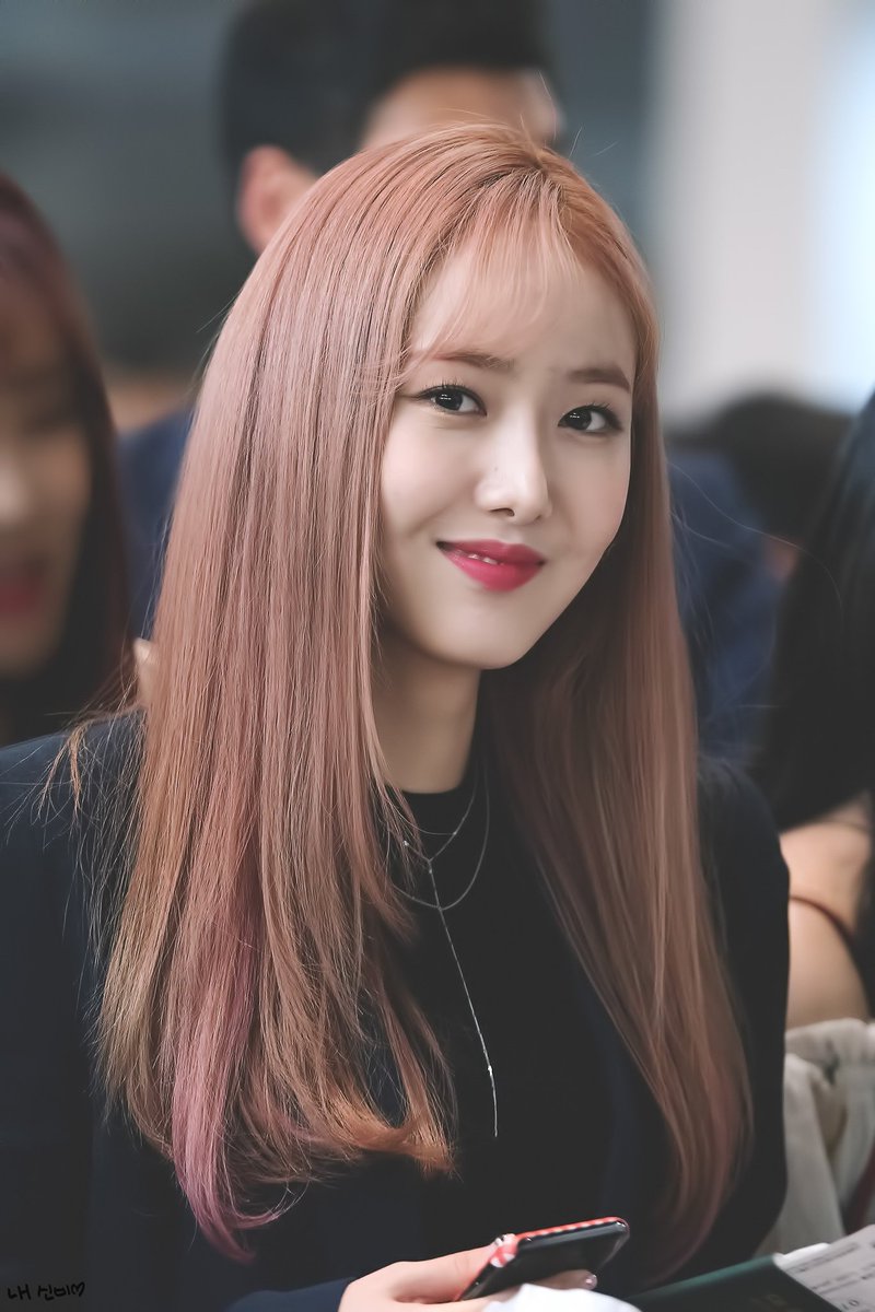 180522 김포공항 출국

#여자친구 #신비 
#GFRIEND #SinB <a href="/GFRDofficial/">여자친구 GFRIEND</a> 

💖💖