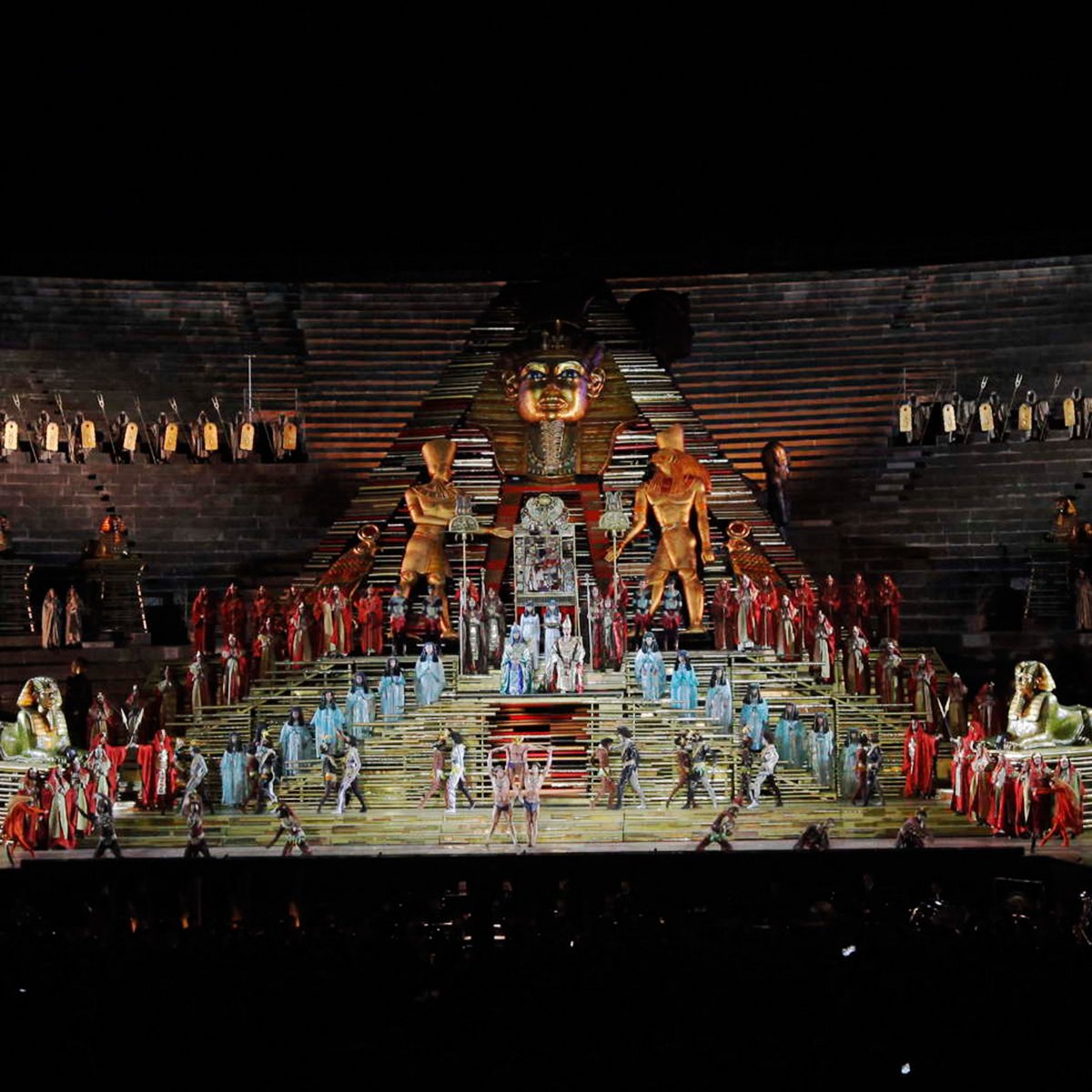 arenadiverona's tweet photo. Un mese esatto e la 96° Stagione Lirica #inarena avrà inizio! Regalatevi subito una serata indimenticabile con una delle Opere in programma: https://t.co/jVn0doo2RT https://t.co/ilIOam3Q79