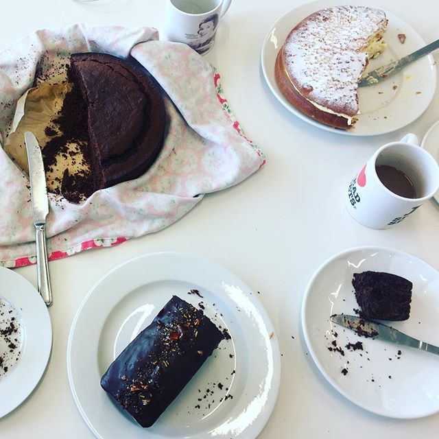 Integer_London's tweet photo. On your marks, get set, bake 👨🍳Here's a few of our creations from our very own Integer London bake off
#baking #cake #homemade #treat #agencylife #integerfun #integerlondon https://t.co/YUvrum3DYf https://t.co/L8zibdP7rB