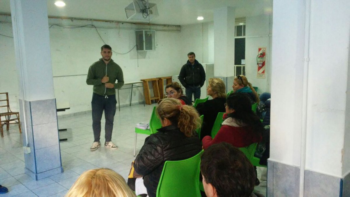 ATE_BahiaBca's tweet photo. Asamblea de la mañana
 Contra la reforma laboral y la reforma previsional
 Cierre del ips https://t.co/hAnq7BJop5