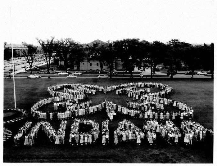 When do you think this Round-Up group photo was taken? At the 100th annual Indiana 4-H Round-Up, we'll be building on tradition and looking to the future. Registration is open now through June 1! Learn more about Round-Up at bit.ly/IN4HRoundUp #4HGrowsHere