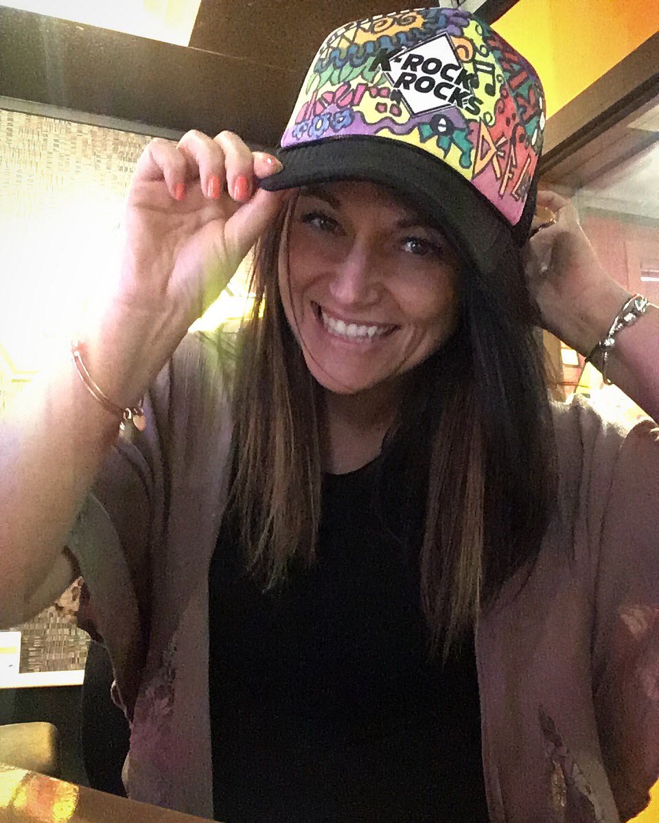 Candice_udle's tweet photo. Loving the #Sharpiedoodle that Laurabel did on the New @975krock Trucker Hat! https://t.co/ECHInDjVmY