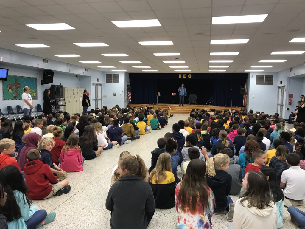 Celebrating our Vikings who met their MAP goal in both reading and math with Magician Noah Wells