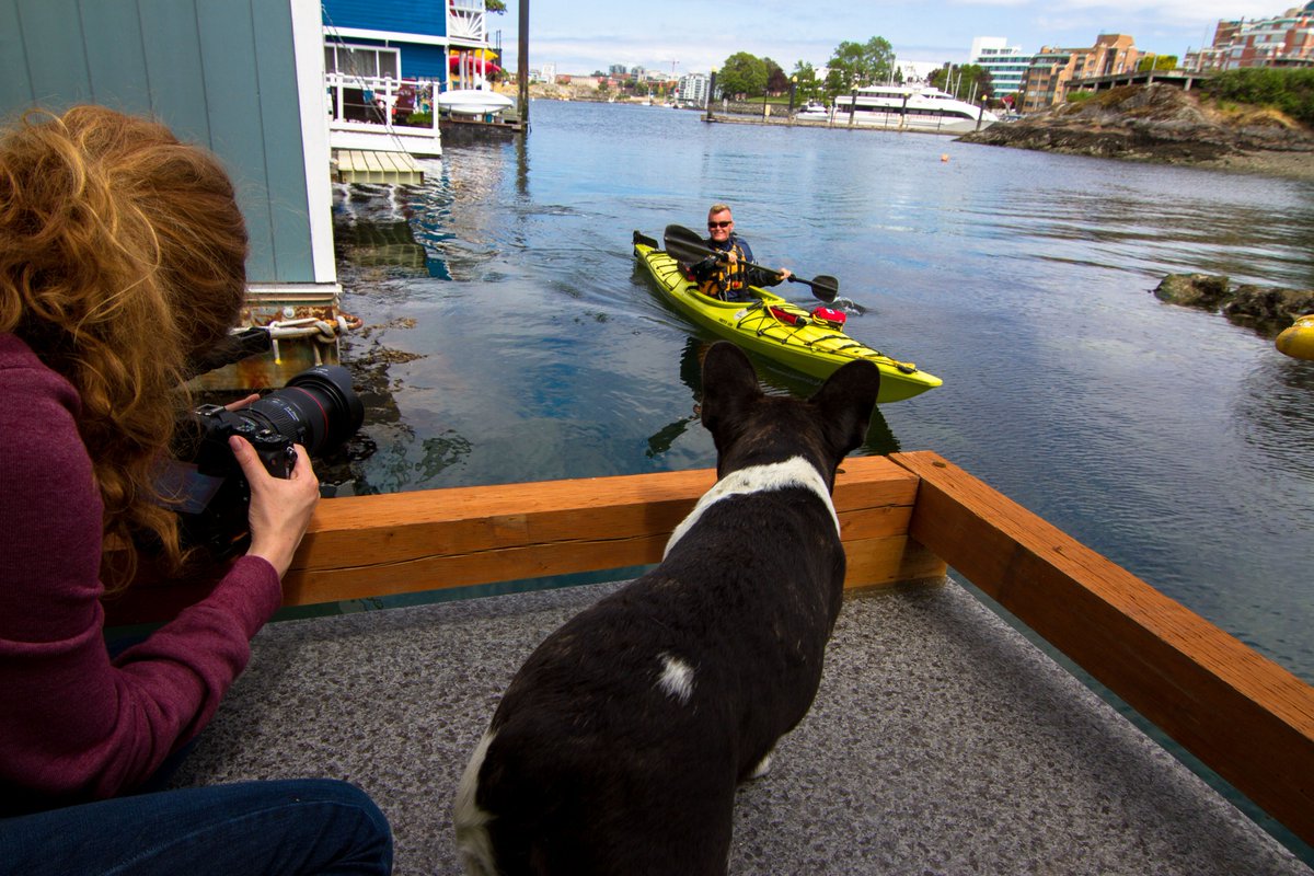 Floatinginbc's tweet image. Some behind the scenes photos of our interview with Zane Oak this weekend at Fisherman's Wharf.  @gvicharbour @victoriavisitor