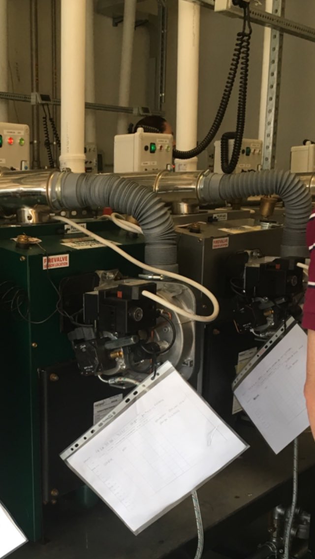 dualfuel500's tweet photo. Firebird nox ErP boilers final test before the hit the merchants - #erp2018 #lownoxburners @FirebirdHelen @FirebirdBoilers  @FirebirdHeating @OFTEC @nihecommunity @HVNewsAwards @irelandenergy https://t.co/BKIzRYjuD5