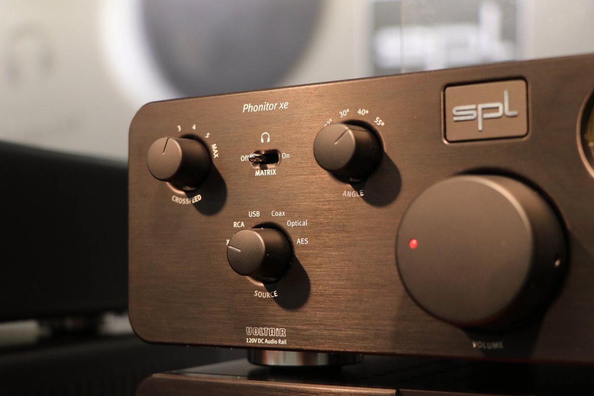 splhifi's tweet photo. SPL Phonitor xe 🎶 prototype at #CanJam in #Munich 👉 final version will also have a laterality control 👍 #professionalFidelity #splProFi 🎶 https://t.co/vIKrifFddy