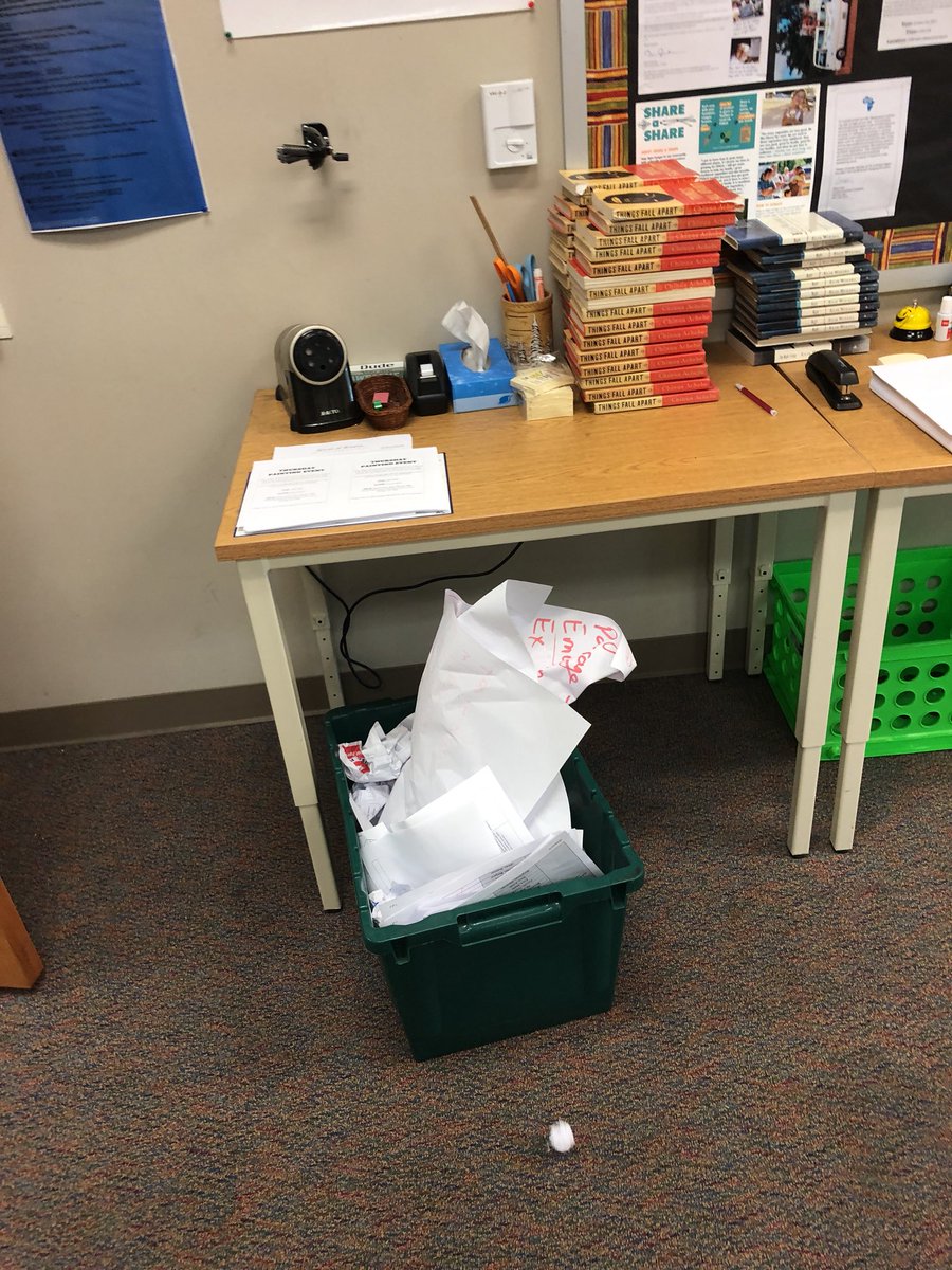 apderst's tweet photo. Day 2: Recycle!!♻️ #HHSOceanCleanup #oceancleanup @oceancleanupHHS https://t.co/8fG7Ghu0pK