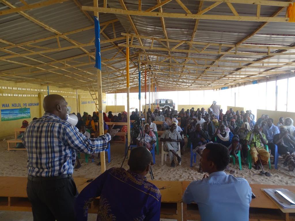 tabarwadaag's tweet photo. Communities in #Hobyo signed social contracts to foster peaceful coexistence and development of their district through the #Wadajir Framework project facilitated by @CPD_Africa and supported by @stability_fund through the line ministry of Internal Affairs and Local Authorities https://t.co/wGa6UxH2ws