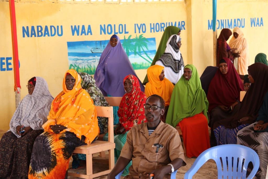 tabarwadaag's tweet photo. Communities in #Hobyo signed social contracts to foster peaceful coexistence and development of their district through the #Wadajir Framework project facilitated by @CPD_Africa and supported by @stability_fund through the line ministry of Internal Affairs and Local Authorities https://t.co/wGa6UxH2ws