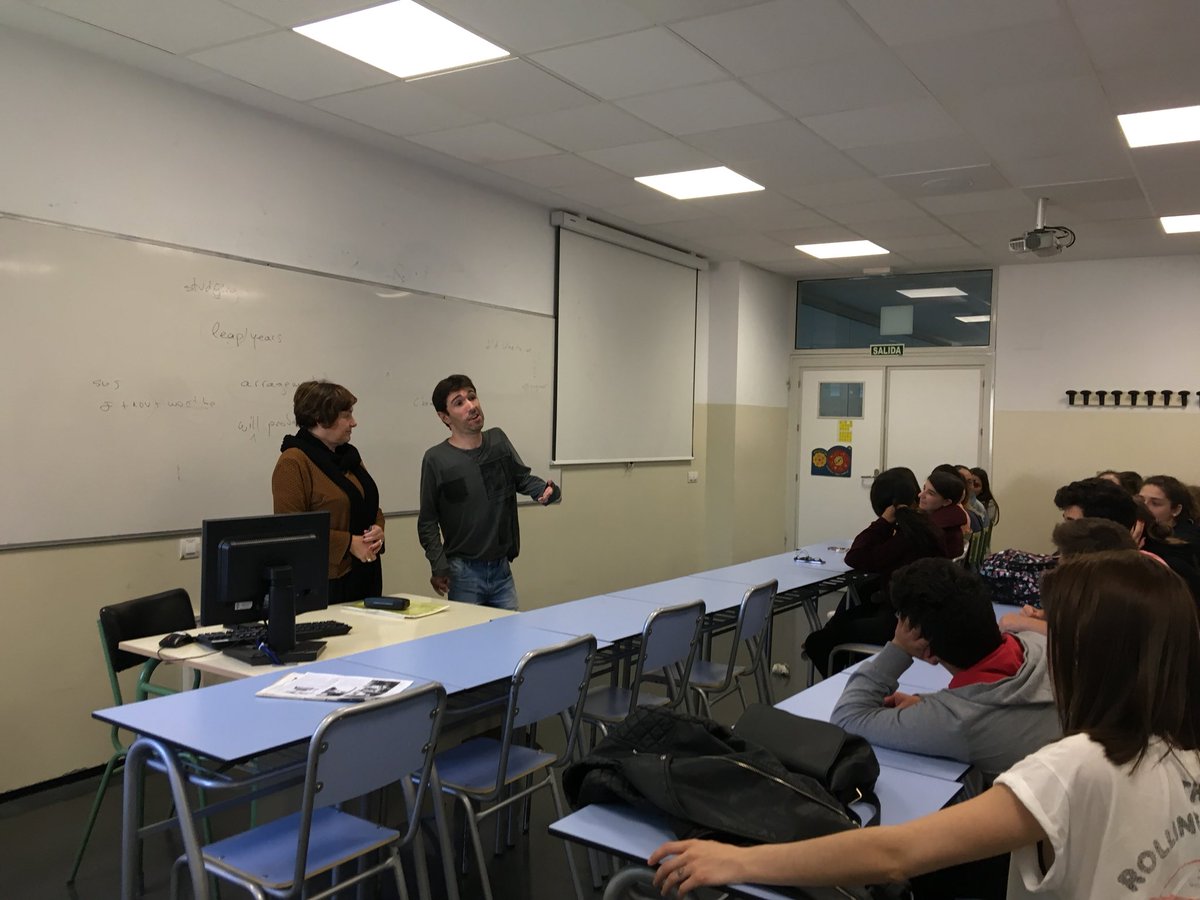 etctera2's tweet photo. Ayer tuvimos la suerte de contar con Borja, que nos contó sus Súper-Vivencias. https://t.co/VTlyGvUBXs