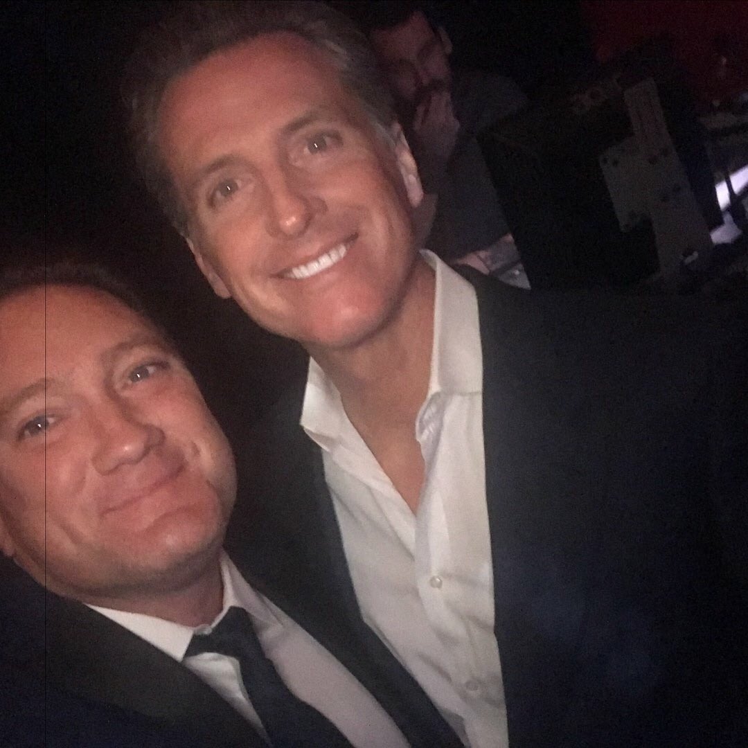 liammayclem's tweet photo. #RaceforGovernorCA
โKeep dreaming
Keep distrupting
Keep demanding moreโ
@GavinNewsom
Next Governor of California!๐
#voteGAVIN #CaliforniaPrimary2018 https://t.co/KiEiCqfiOl