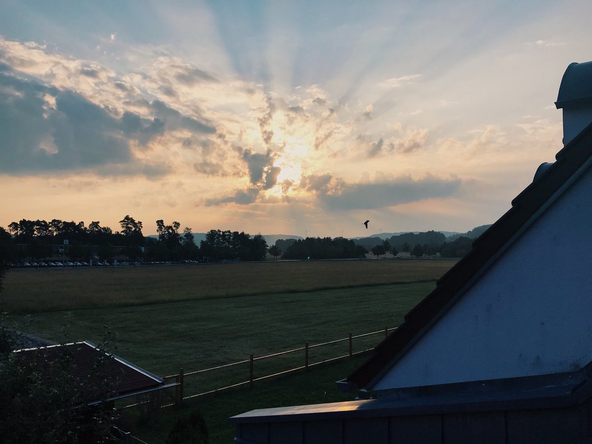 SWCHSmusic's tweet image. It’s a beautiful morning here in Neumarkt! Our choir is preparing to sing for a local all girl school of 1,000, and then off to explore the city!