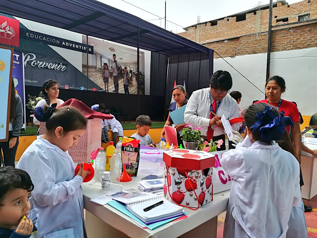 nmendigure's tweet image. FENCY 2018 de la @IEAElPorvenir muestra el esfuerzo de cada estudiante por demostrar sus habilidades de investigación y aún #LoMejorEstáPORVENIR