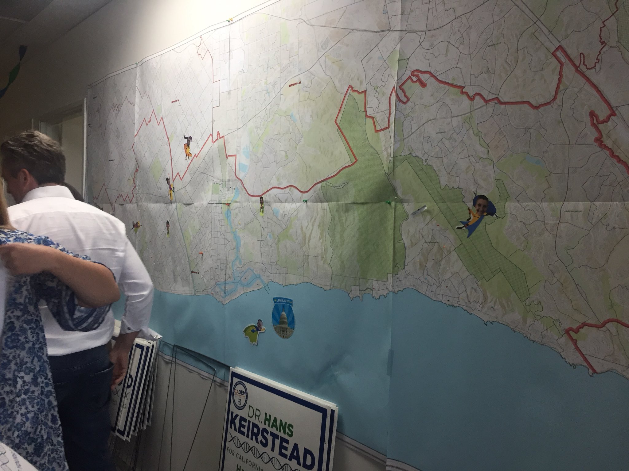 Jennifer Medina on Twitter "Final push in CA48 dialing for votes “Have you voted? There’s an