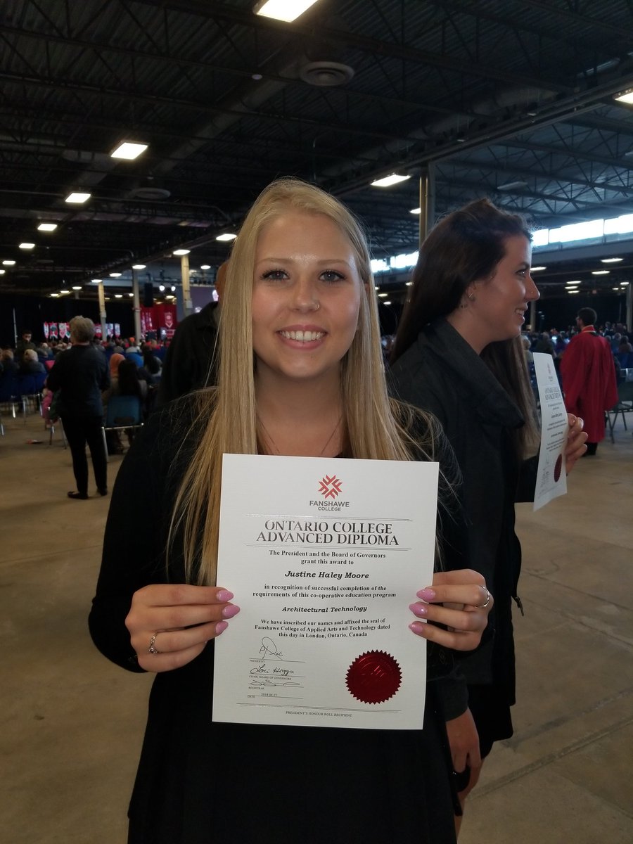 carleekat's tweet photo. Proud--and sobbing--mama moment. My bbg's life long dream to become an architect is fulfilled. #fanshawegrad #fanshawecollege #presidentshonourroll https://t.co/ggap2AIDU7
