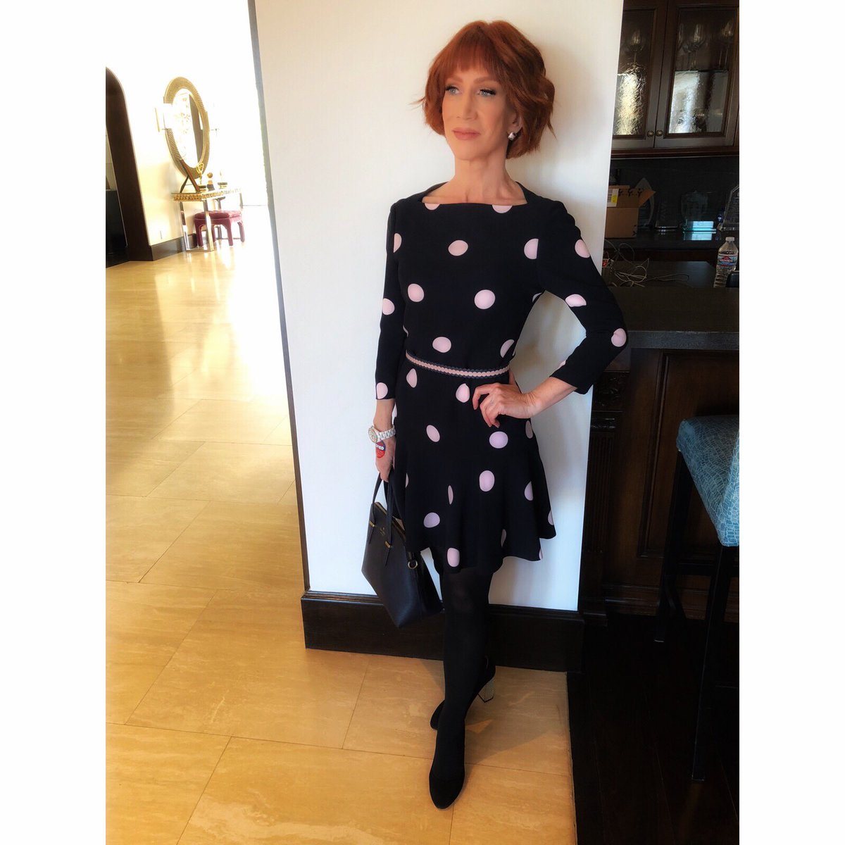 kathygriffin's tweet photo. I decided to wear head-to-toe Kate Spade to an event tonight to honor her contributions to fashion and women in business. I always admired that she was self-made and was so sad to hear the news of her passing. Rest easy, Kate..and thank you for making so many women feel wonderful https://t.co/fuRCrv8Ozx