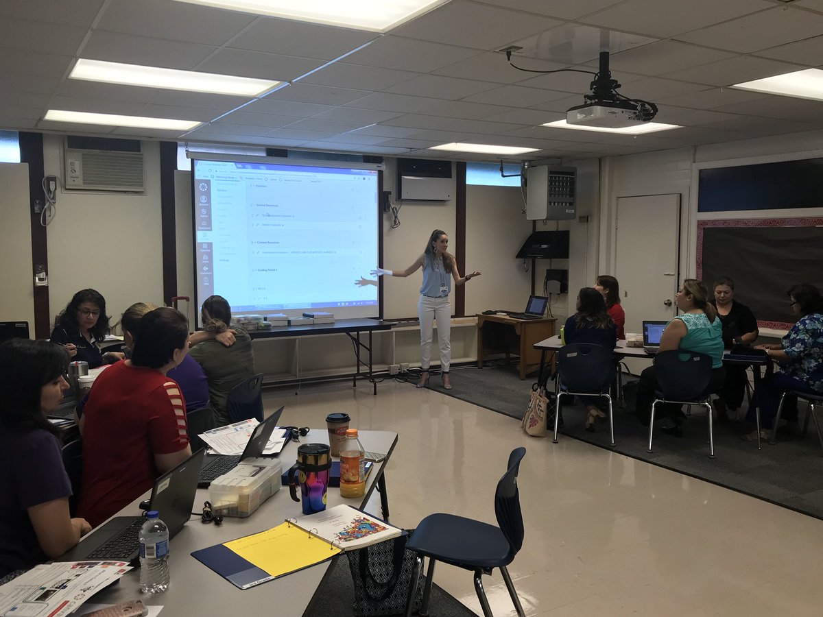 I’m so impressed with where Elementary #mathcurriculum writers are taking Canvas. Sky’s the limit with the innovative ideas in this room! #canvasproud @CCISD @yvonne_hein