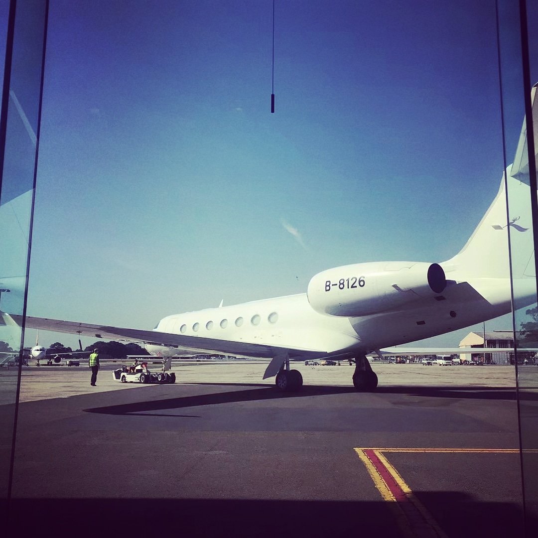 Deer Jet tweet media