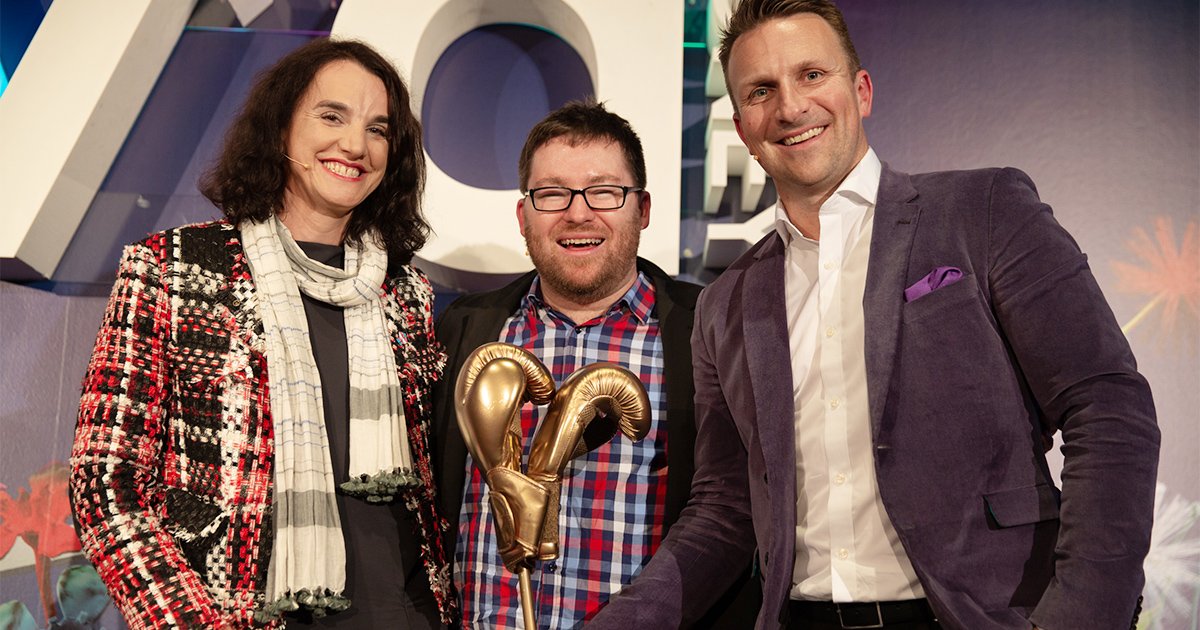 APGaustralia's tweet photo. The winning team of the debate. The opposing team arguing against 'Innovation has killed imagination' at APG Battle of Big Thinking in partnership with @9Powered @VividSydney, was made up of Justin Graham @juzgraham , Paul Brown and Tea Uglow @teaelleu #bobt #commscouncil #vivid https://t.co/6AEPNt7Mu2