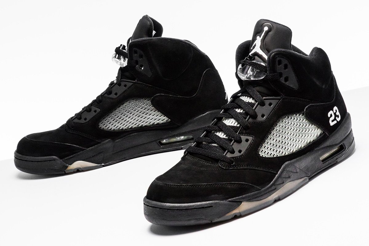 jordan 5 blackout